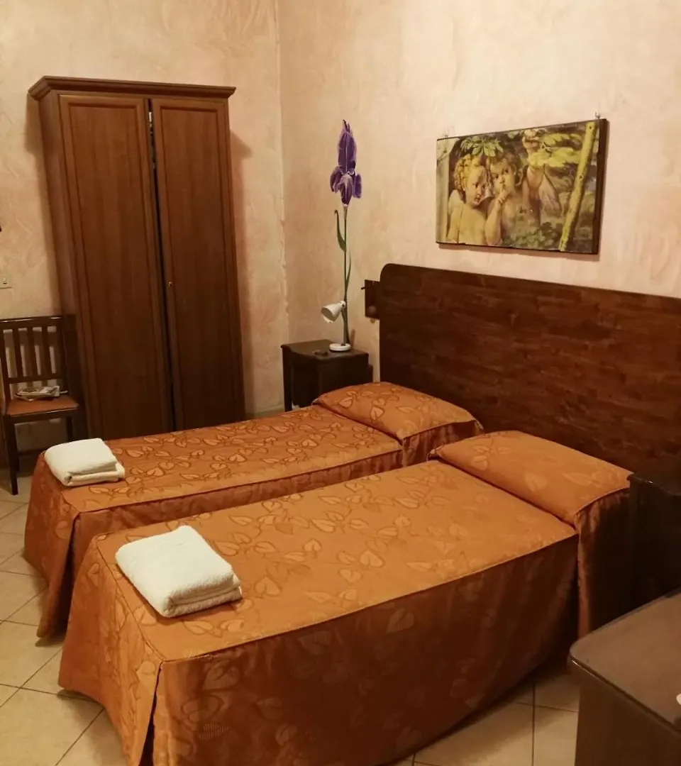 Hotel Casa Zavatti Roma 0*,  Italia