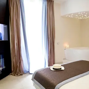 Holidays Boutique Bed & Breakfast